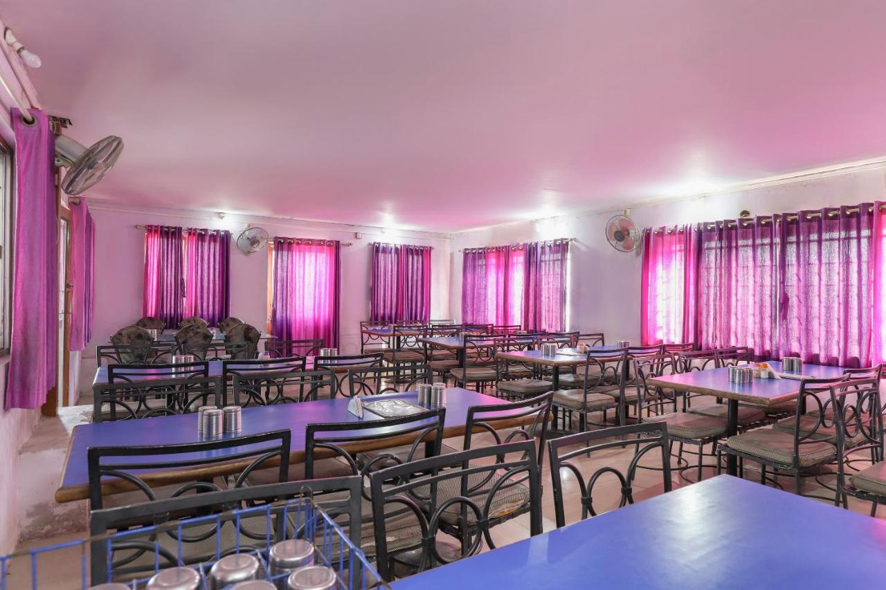 Spot On Hotel Shyam Inn Halol Exterior foto