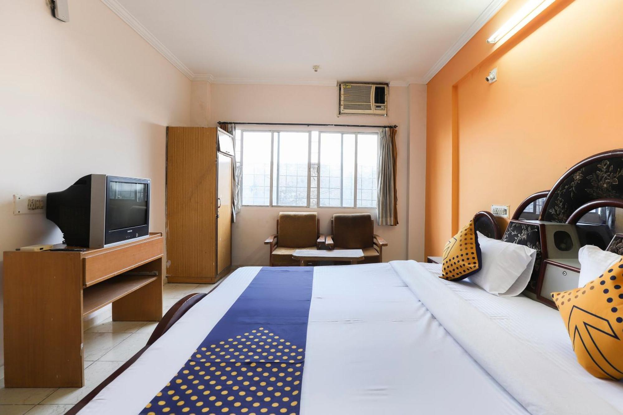 Spot On Hotel Shyam Inn Halol Exterior foto